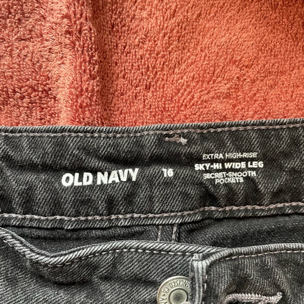 Old Navy Black and Gray Flare Wide Leg Jeans - Picture 2 of 4